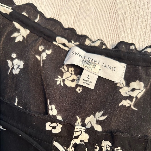 Sweet Baby Jamie Black Floral Tie Top - Picture 10 of 11